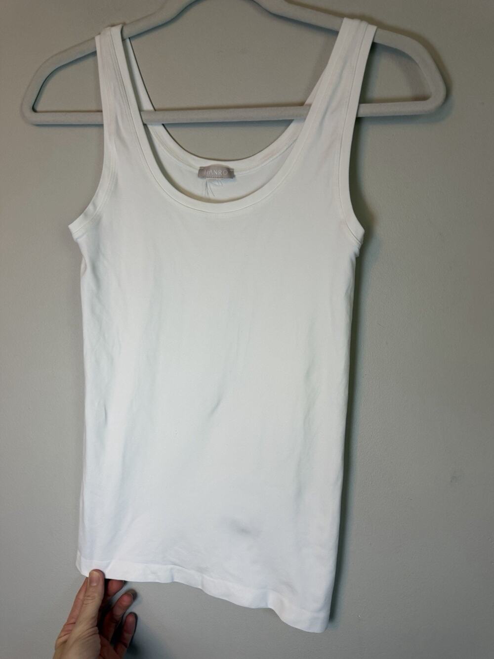 Hanro White Stretchy Sleeveless White Tank Sz S